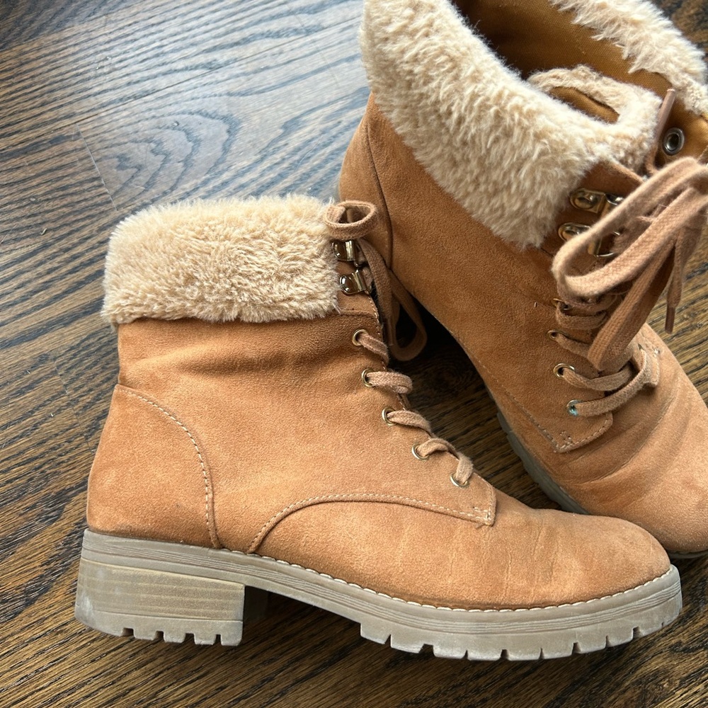 Women’s Boots